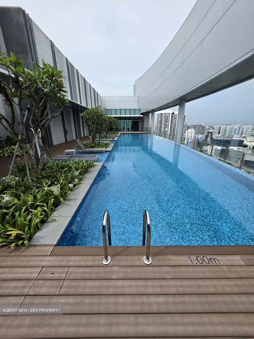 Arc 380 (D8), Office #502836081